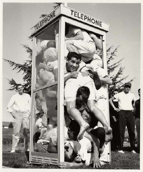 Najdziwniejsze budki telefoniczne Najdziwniejsze budki telefoniczne