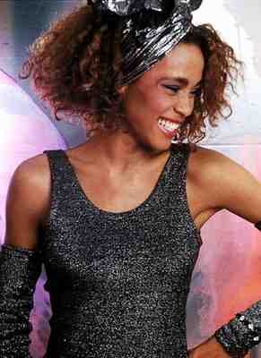 Whitney Houston nie żyje Whitney Houston nie żyje