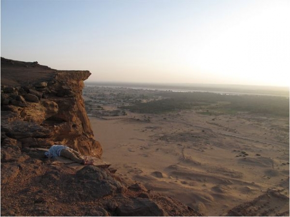 Z trupem dookoła świata Z trupem dookoła świata