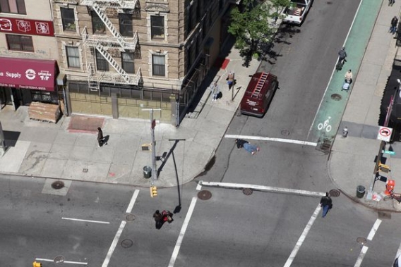 Z trupem dookoła świata Z trupem dookoła świata