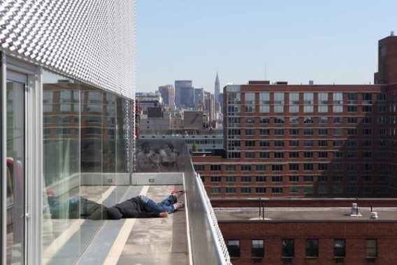 Z trupem dookoła świata Z trupem dookoła świata