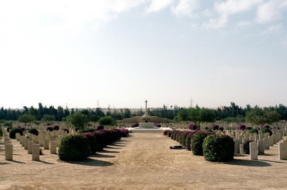 Z trupem dookoła świata Z trupem dookoła świata