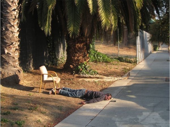 Z trupem dookoła świata Z trupem dookoła świata