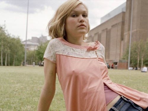 Gwiazdy bez staników Gwiazdy bez staników