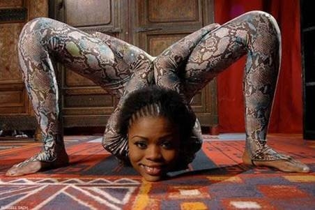 Wyginam Śmiało Ciało