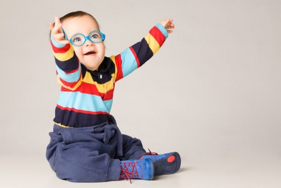 Słodkie dzieciaki w okularach Słodkie dzieciaki w okularach