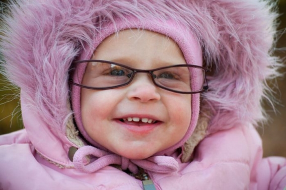 Słodkie dzieciaki w okularach Słodkie dzieciaki w okularach
