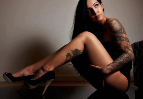 wydziarane laseczki wydziarane laseczki