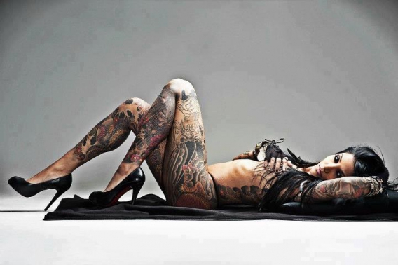 wydziarane laseczki wydziarane laseczki