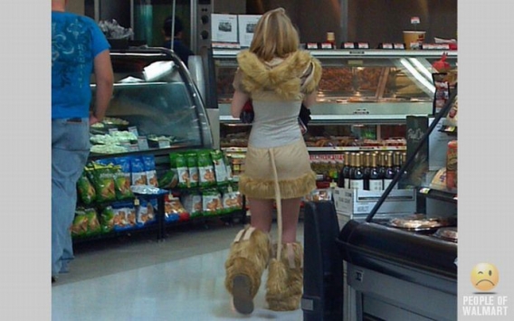 Dziwni klienci supermarketu Dziwni klienci supermarketu