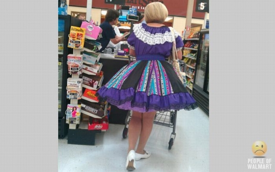 Dziwni klienci supermarketu Dziwni klienci supermarketu