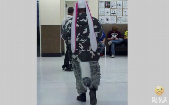 Dziwni klienci supermarketu Dziwni klienci supermarketu